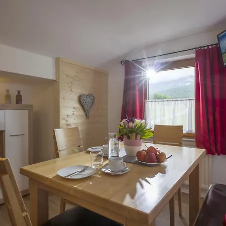 Haus Drei Linden Ubytování v soukromí *