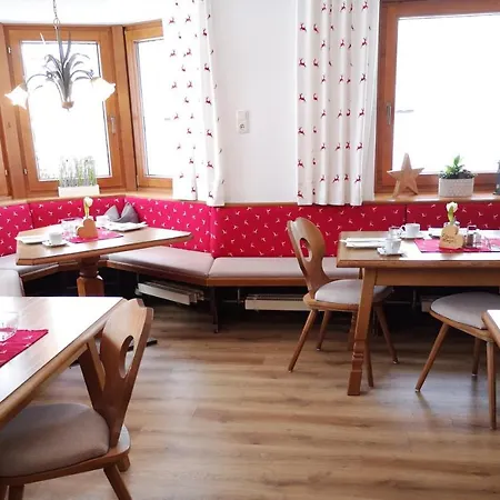 Haus Drei Linden Rum i privatbostad